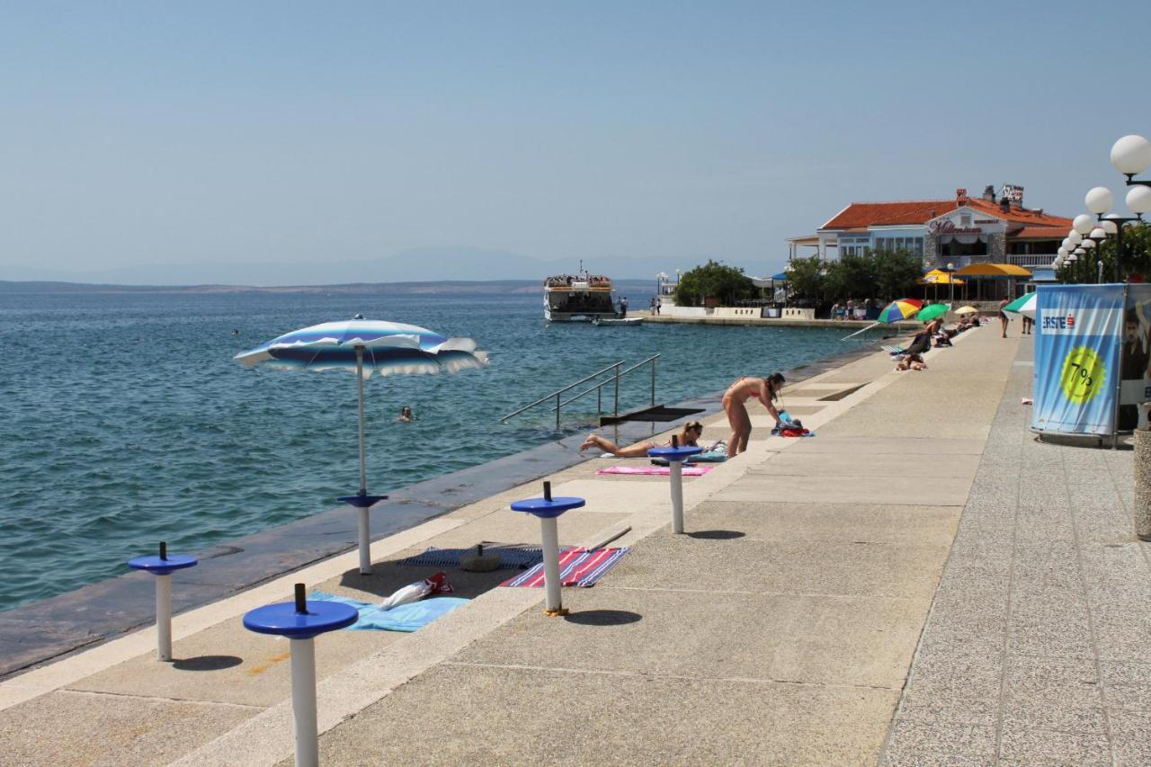 Apartments With A Parking Space Selce, Crikvenica - 5531 Exterior foto